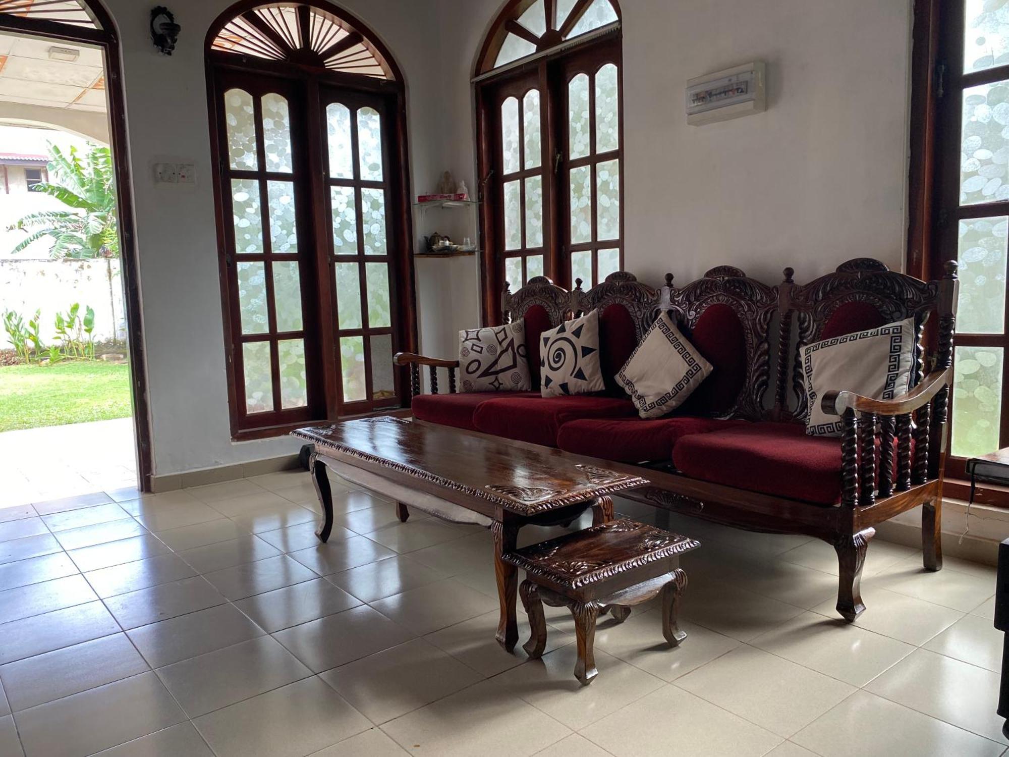 The Breeze Mirissa Bed & Breakfast Екстериор снимка